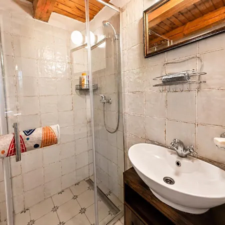 Csigaház Apartamento Perocseny